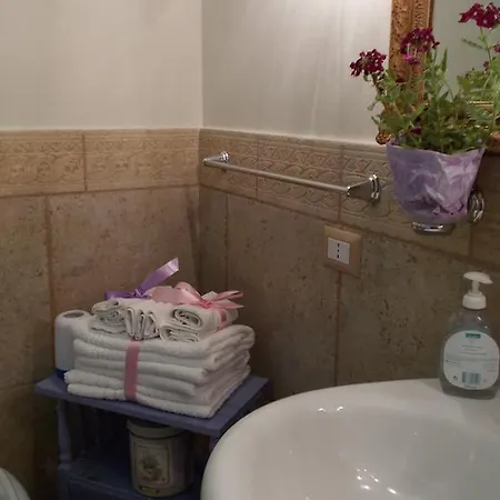 Dal Pozzo Bed & Breakfast 3*